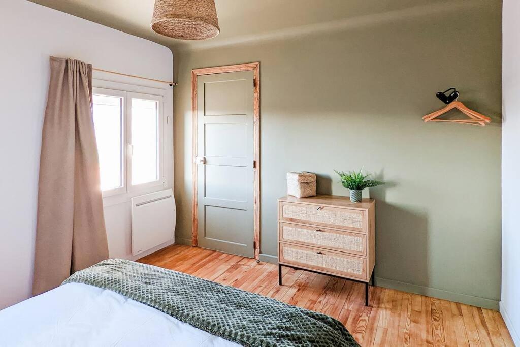 Maison Lombardi - Gite 6 Personnes 4 Etoiles Dun-sur-Meuse Екстериор снимка